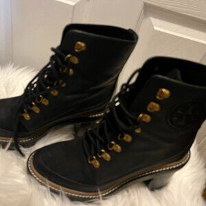 Tory Burch Miller Lug Lace-Up Boots Black Size 7.5